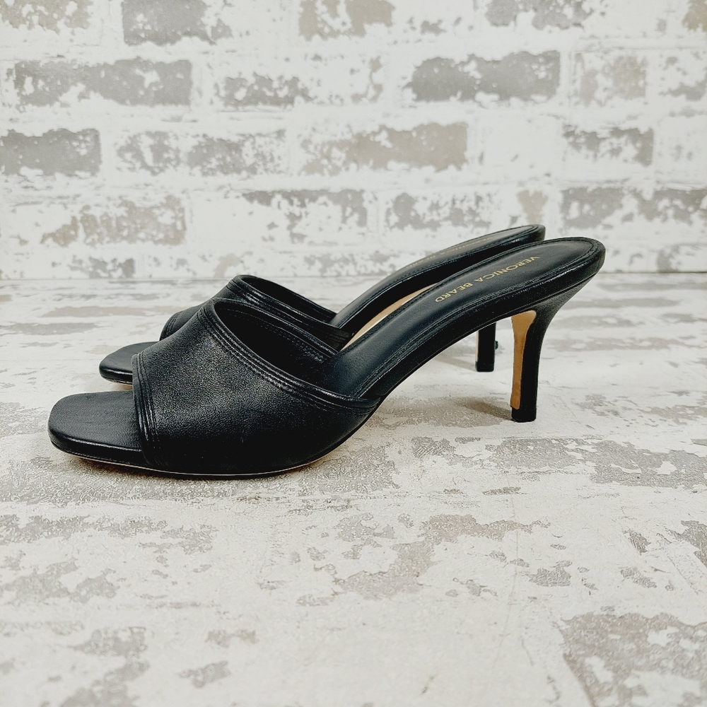 Veronica Beard Medora Black Leather Slide Sandals, size 8